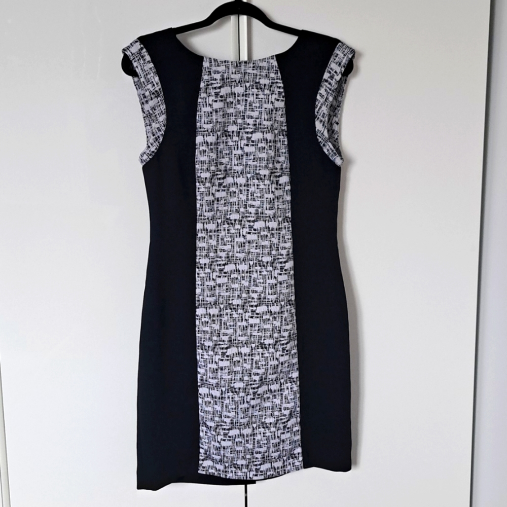 Medium suzy shier black and White midi bodycon dress